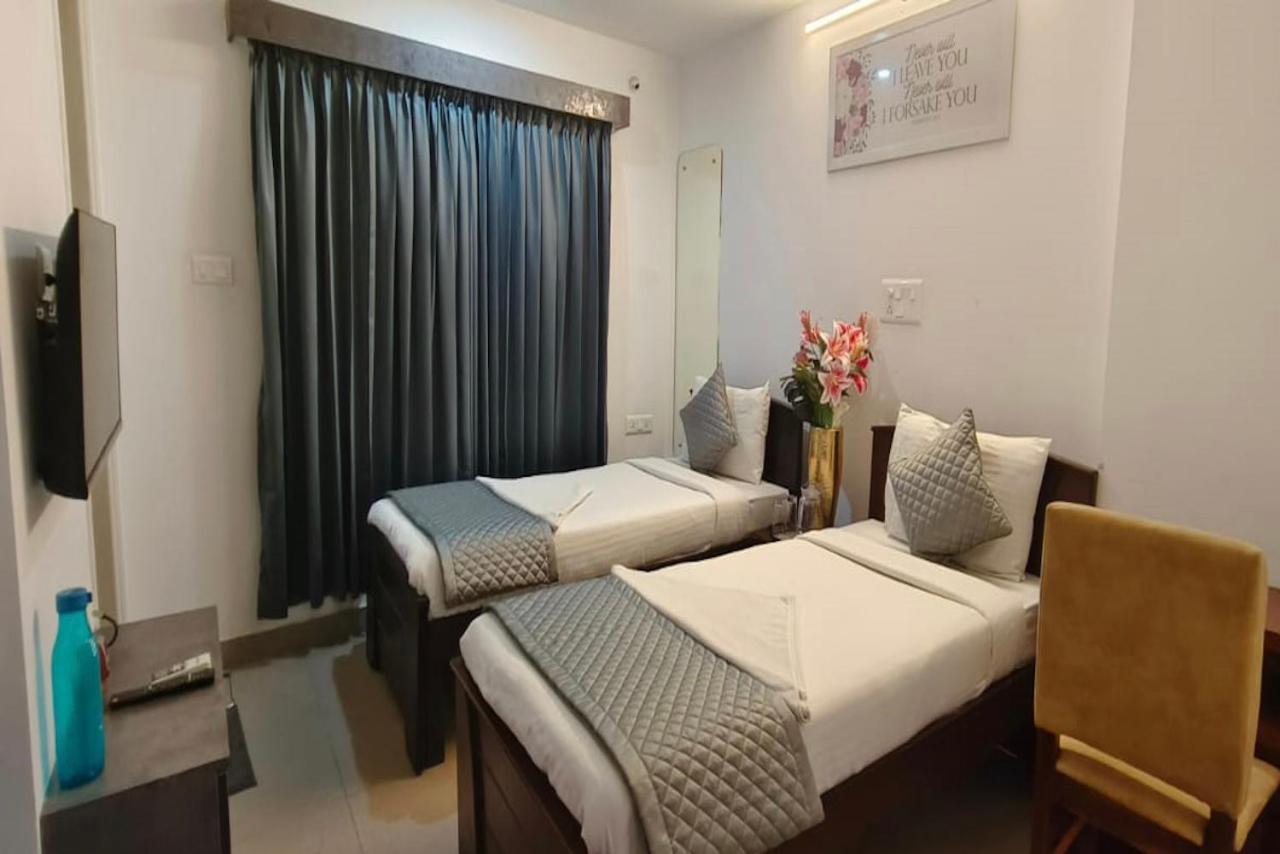 Yahweh Suites Bangalore Esterno foto